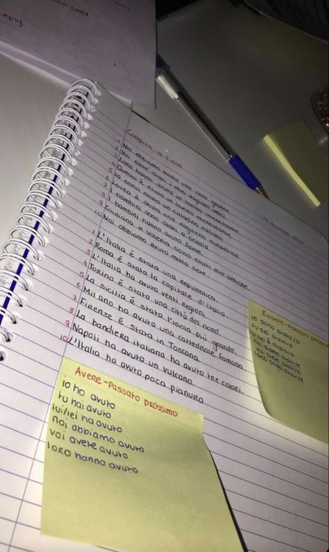 Italian Language Notes, Learn Italian Language Aesthetic, Italian Study Notes Aesthetic, Learning Italian Aesthetic Notes, Learning Italian Notes, Italian Notes Study, Italian Study Aesthetic, Study Italian Language Aesthetic, Italian Learning Aesthetic