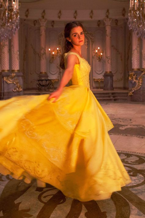 Emma Watson Wallpaper, Emma Watson Belle, Disney Beauty And The Beast, Hermione Granger, Emma Watson, Hermione, Mode Outfits, The Beast, Yellow Dress