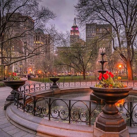 Madison Square Park, Flatiron Building, Nyc Aesthetic, Nova York, Madison Square, Dream City, New York New York, New York Travel, New York State