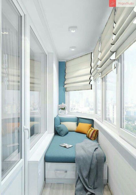 I would love to sleep on this tiny bed and enjoy the starry night through the balcony window.  Balcony ideas for tiny appartment #balconyideas #xabitat #monotone #homedecor #hometrends #appartmentdecor #tinybalcony #balconybed #nightsky #bluebed Balcon Mic, Design Ložnic, Window Seat Design, Balkon Decor, Interior Design Per La Casa, Small Balcony Decor, Beach House Interior, Apartment Balcony Decorating, Design Del Prodotto