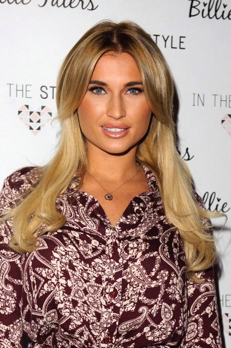 Essex Girl, Maldives Wedding, Essex Girls, Sam Faiers, Billie Faiers, Amy Childs, The Mummy, Smart Women, Younger Sister