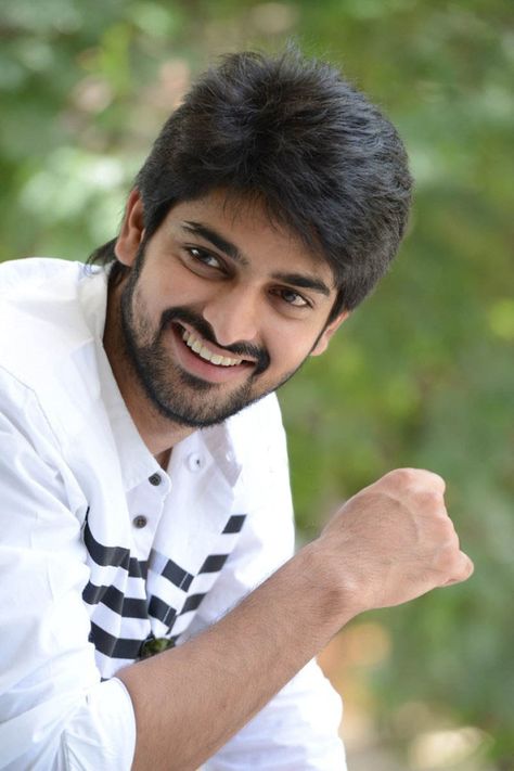 Naga Shaurya, Naga Shourya, Couple Pic Hd, Mahesh Babu Wallpapers, Actors Illustration, Beautiful Blonde Hair, Celebrity Stars, Arab Men, Indian Bollywood