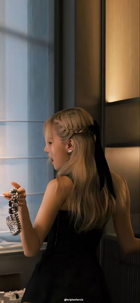 Rosé Blackpink Hairstyle, Blackpink Rosé Hairstyles, Rosé Blackpink Aesthetic, Rosé Aesthetic, Black Hair Kpop, Rose Blackpink, Rose Icon, Rose Hair, Black Pink Instagram