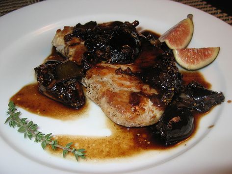 Fig Sauce, Fig Season, Bbq Pork Recipes, Balsamic Sauce, Closet Cooking, Bbq Pork Ribs, Bbq Shrimp, Pork Rib Recipes, Chicken Ideas