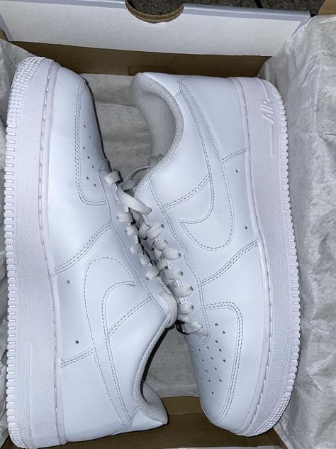 Nike Shoes Snap, Shopping Snap Story, Shoes Snap, 4s Outfit, Neat Casual Outfits, Black Men Street Fashion, Men Street Fashion, New Photo Download, Nike Air Force 1 07