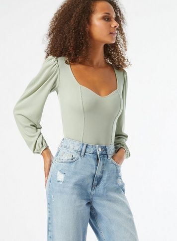 Corset Top Long Sleeve, Sage Green Top Outfit, Sage Green Top, Green Bodysuit Outfit, Green Bodysuit, Recruitment Outfits, Body Suit Outfits, Future Outfit, Green Outfit