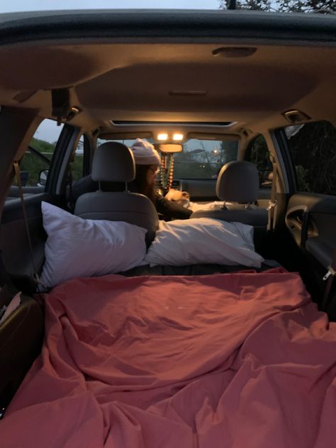 Sleeping In Car, Sleep In Car, Car Aesthetics, Camping Vibes, Fun Sleepover Ideas, Car Bed, Sleepover Ideas, Van Camping, Car Trunk