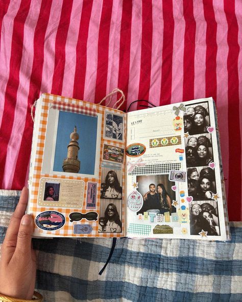 did a bunch of journal spreads last night! i have about 40 pages left in my journal so hopefully i can finish it up by the end of the year :-) Martina Calvi, Shared Journal, Journal Types, Travel Journal Prompts, Scrapbook Inspo, Photo Album Book, Memory Journal, Journal Spreads, My Journal