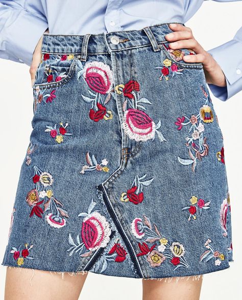 PREMIUM COLLECTION EMBROIDERED FLORAL DENIM SKIRT Moda Denim, Mid Skirt, Long Denim Skirt, Sweater Vest Women, Floral Denim, Weave Style, Suspender Dress, Embroidered Denim, Washed Denim