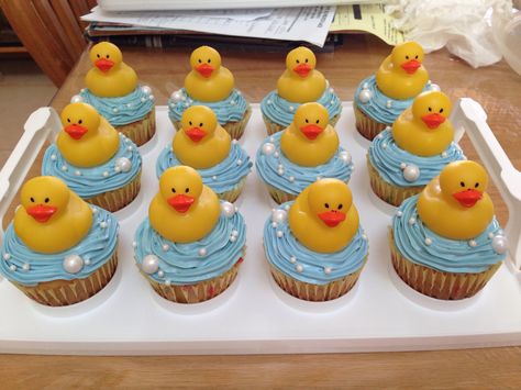 Rubber Ducky Cupcakes Duck Cupcake Cake, Rubber Duck Cake, Duck Baby Shower Theme, Duck Cupcakes, Baby Shower Cupcakes For Boy, Rubber Ducky Birthday, Rubber Duck Birthday, Ducky Baby Showers, Duck Cake