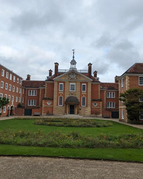 Lady Margaret Hall Oxford, Oxford