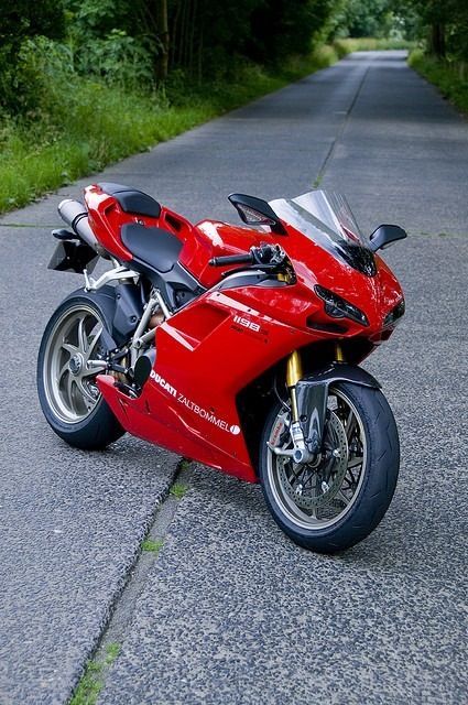 To Fast To Furious, Ducati 1198, Ducati 1299 Panigale, Motor Balap, Motorcycle Lifestyle, Xe Ducati, Moto Ducati, Italian Motorcycles, Fast Bikes