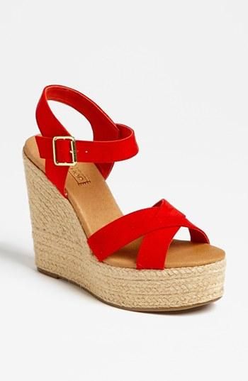 Red Toms, Red Wedges, Espadrilles Style, Shoe Gallery, Wedges Shoes, Strappy Wedges, Shoe Closet, Dream Shoes, Shoe Obsession