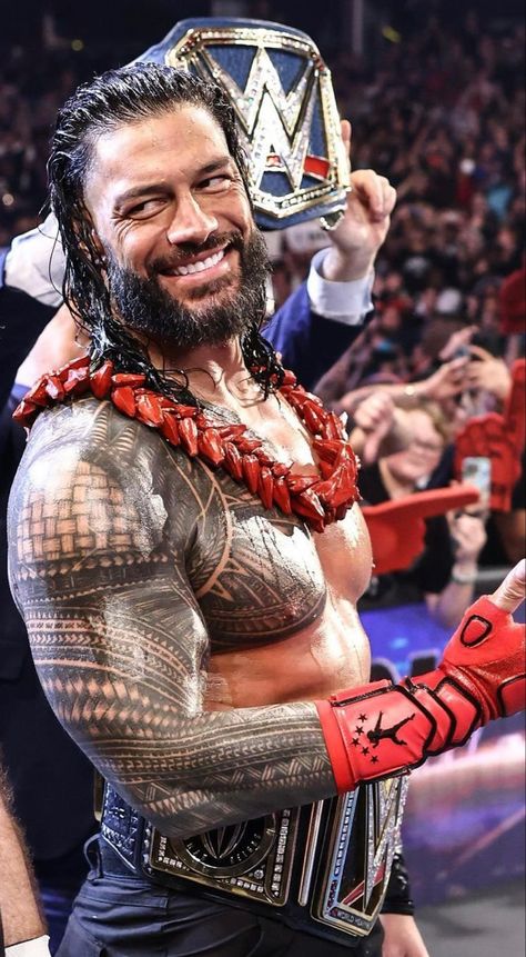 Roman Reigns Workout, Aj Styles Wwe, Roman Reigns Family, Roman Reigns Smile, Roman Reigns Shirtless, Roman Reigns Wwe Champion, Wwe Pictures, Wwe Roman Reigns, Wrestling Superstars