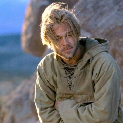 Brad Pitt Seven Years In Tibet, Brad Pitt Seven, Seven Years In Tibet, Model Outfits, Mens Hairstyles Short, Brad Pitt, Tibet, Male Models, Mens Hairstyles