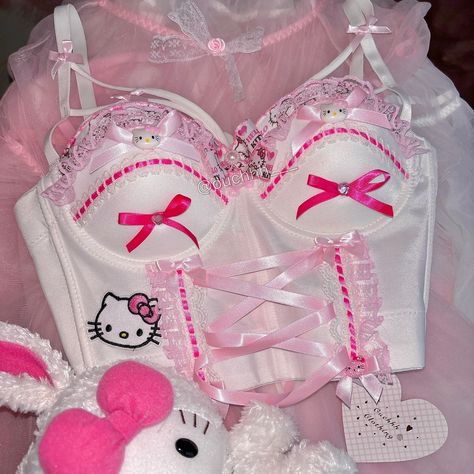 Hello Kitty Outfit Aesthetic, Hello Kitty Corset, Sanrio Outfits, Cropped Corset Top, Y2k Hello Kitty, Cropped Corset, Kitty Clothes, Hello Kitty Clothes, Pink Activewear