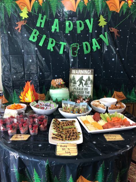 Sasquatch Birthday Party Ideas, Sasquatch Party Food, Bigfoot Food Ideas, Bigfoot Party Food, Sneaky Sasquatch Birthday Party, Sasquatch Birthday Party, Bigfoot Birthday Party Ideas, Big Foot Party Ideas, Cryptid Birthday Party