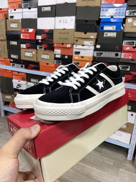 One Star Pro Outfit, Converse One Star Academy, Converse One Star Shoes, Star Academy, Converse One Star, Fantasy Closet, Outfits With Converse, One Star, Puma Platform Sneakers