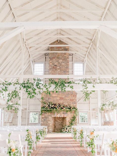 Top Wedding Venues in New Jersey | Looking far and wide for a wedding venue in NJ? We've got some stunning venue options for you in the Garden State! Everything from lush greenhouses and outdoor gardens to grand estates with ballrooms so beautiful it will make your heart beat faster. | Photo: Emily Wren #weddingDecorating Summer Wedding Venues, Ashford Estate, Early Fall Weddings, Majlis Perkahwinan, Airbnb Wedding, Wedding Ceremony Ideas, Wedding Reception Ideas, Unique Wedding Venues, Wedding Quotes