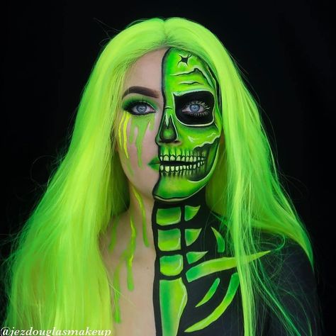 Radium Girls, Green Skull, Skeleton Makeup, Cool Halloween Makeup, Sugar Skull Makeup, Green Wig, Halloween Makeup Inspiration, Special Effects Makeup, Make Up Inspo