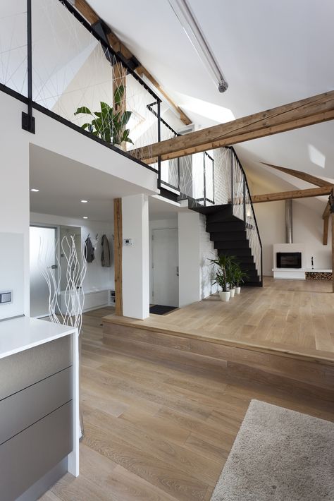 Gallery of Attic Loft Reconstruction / B² Architecture - 10 Attic Renovation Ideas, Attic Loft, Loft Interiors, Attic Renovation, Attic Remodel, Loft Design, Loft Apartment, Loft Style, House Inspiration