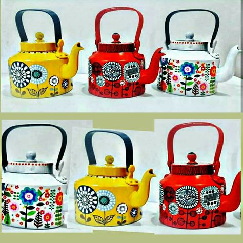 TITLE : Three Painted Kettles MEDIUM : Acrylics , Inks and Varnish on Kettles #MeghnaCreations #creations #yellow #red #white #floralart #kettles #acrylicpaints #varnishedmetal  #ethnic #kettleart Chai Biscuit, Kettle Painting, Painted Kettle, Rickshaw Art, Kettle Art, Bottle Paintings, Tray Painting, Medium Acrylics, Art Place