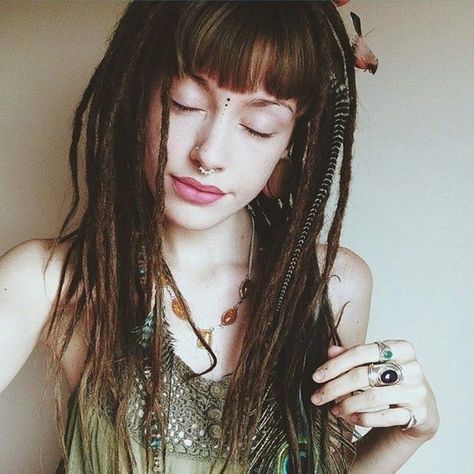 Half Dreaded Hair, Dreads With Undercut, Boho Dreadlocks, Fake Dreadlocks, Partial Dreads, Dreadlocks Girl, Undercut Long Hair, Fake Dreads, Dreads Girl