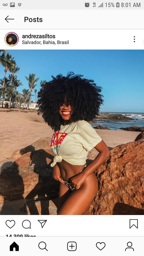 Beach Curly Hair, Black Hair Natural, Big Afro, Natural Afro, Brand Aesthetic, Natural Hair Care Tips, Afro Textured Hair, Pelo Afro, Hair Affair