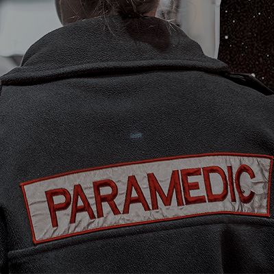 Paramedic Aesthetic, Firefighter Paramedic, My Future Job, Nurse Aesthetic, Emt Paramedic, Career Vision Board, Life Vision Board, Emergency Medical Services, Emergency Medicine