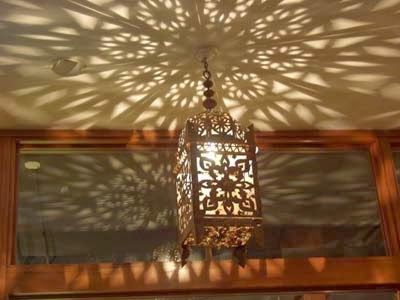 Elven Bedroom, Moroccan Light Fixture, Moroccan Garden, Moroccan Theme, Lantern Ideas, Moroccan Lighting, Wedding Lighting, Moroccan Lamp, Moroccan Lanterns