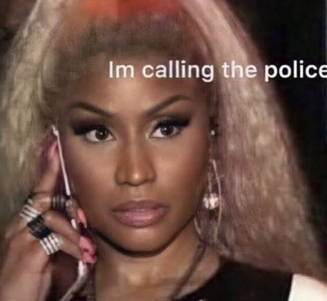 I'm Calling The Police, Nicki Minaj Outfits, Nikki Minaj, Nicki Minaj Photos, Nicki Minaj Pictures, Reaction Pic, Best Eyebrow Products, Reaction Face, Pretty Females