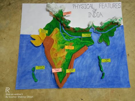 Model Project Sst Project Border Design, Civics Project Ideas, Physical Features Of India Project, Science Exhibition Ideas, Social Science Project, School Science Projects, Science Models, Preschool Prep, Exhibition Ideas