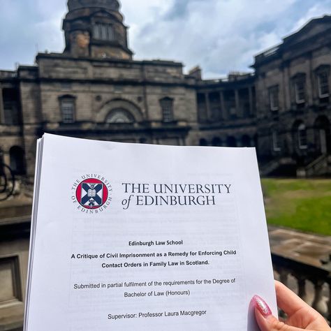 next stop: graduation 👩‍🎓 Edinburgh University Student Aesthetic, The University Of Edinburgh, Ceyda Core, Uni Of Edinburgh, Edinburgh University Aesthetic, University Vision Board, Academic Moodboard, Romanticised School, Oxford Graduation