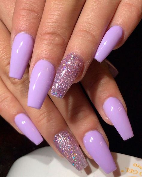 Light Purple Nails, Accent Nail Designs, Glitter Accent Nails, Purple Acrylic Nails, Nails Purple, Purple Nail Designs, Lavender Nails, Easy Nails, Cute Acrylic Nail Designs