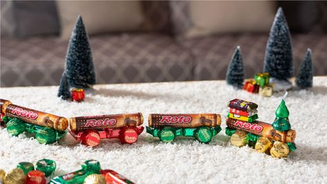 Candy Hacks, Chocolate Shot Glasses, Candy Train, Jolly Rancher Hard Candy, Holiday Hacks, Train Crafts, Chocolate Shots, Hershey Candy, Kisses Candy