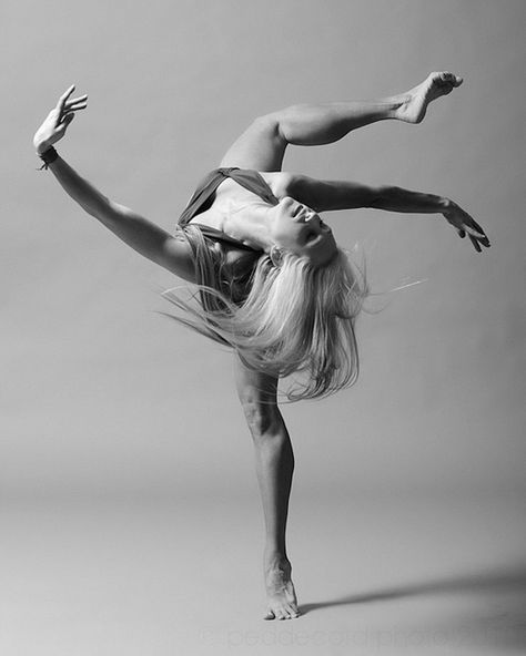 unique+dancing+ballet | Cool Unique Dance poses Dance Aesthetic, Dance Project, Jitterbug, Dance Like No One Is Watching, Dance Movement, Black And White Photograph, Foto Tips, Foto Art, Dance Photos