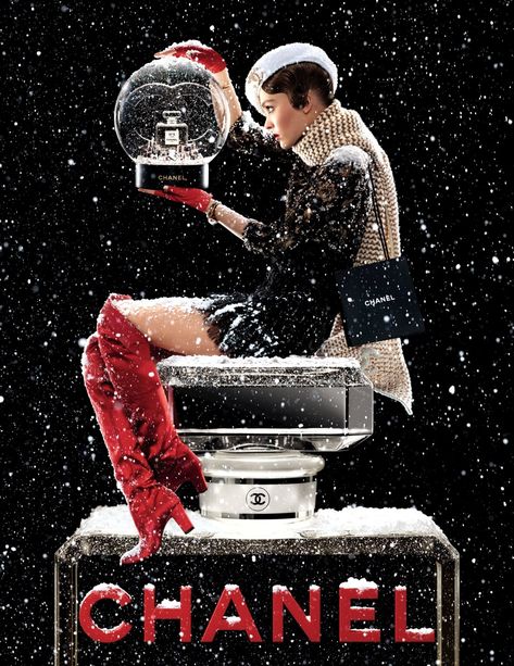 Lily Rose Depp Chanel, Jean Paul Goude, Chanel Ad, Chanel Jeans, Fragrance Campaign, Parfum Chanel, Chanel N° 5, Christmas Campaign, Isabeli Fontana