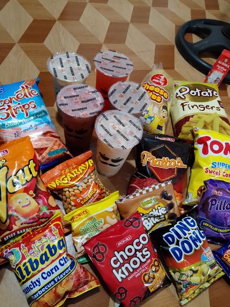 Filipino Snacks Aesthetic, Philippines Snacks, Philippine Photography, Aesthetic Snacks, Filipino Snacks, Aesthetic Valentines, Food Trip, Junk Food Snacks, Food Snacks