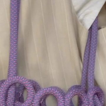 KNXT on Instagram: "The making of the grocery bag, by @rivmccall. The bag is made out of climbing rope. #upcyclingfashion at its best. - #knxt #fashioncommunity #avantgardefashionstyle #avantgardefashion #avantgarde_vibes #altfashionoutfit #emergingfashion #emergingdesigner #emergingdesigners #emergingfashiondesigner #dazedanddiscovered #dazedfashion #creativefashion #fashiontextiles #fashiontalent #fashiontalents #futuristicfashion #upcomingdesigner #edgyfashion #edgyaesthetic #upcycledfashion #upcyclingfashion #upcyclingclothes #upcyclingproject upcycglingideas #upcyclingdesign #upcyclingbag #fashionupcycling" Emerging Designers Fashion, Edgy Aesthetic, Climbing Rope, Crochet Clothing, Futuristic Fashion, Upcycled Fashion, Upcycle Projects, Avant Garde Fashion, Alt Fashion