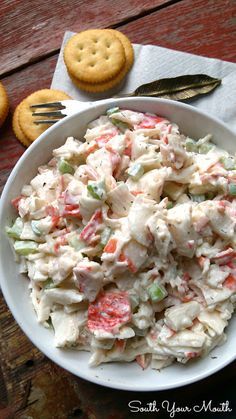 Lobster Salad Recipes, Seafood Salad Recipe, Seafood Salad Pasta, Crab Salad Recipe, Sea Food Salad Recipes, Lobster Salad, Crab Stuffed Shrimp, Resep Salad, Easy Seafood