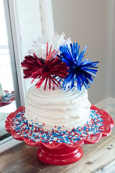 4th Of July Desserts, Look Festival, Fourth Of July Food, Fourth Of July Decor, July Birthday, 4th Of July Celebration, Patriotic Party, 4th Of July Decorations, July Crafts