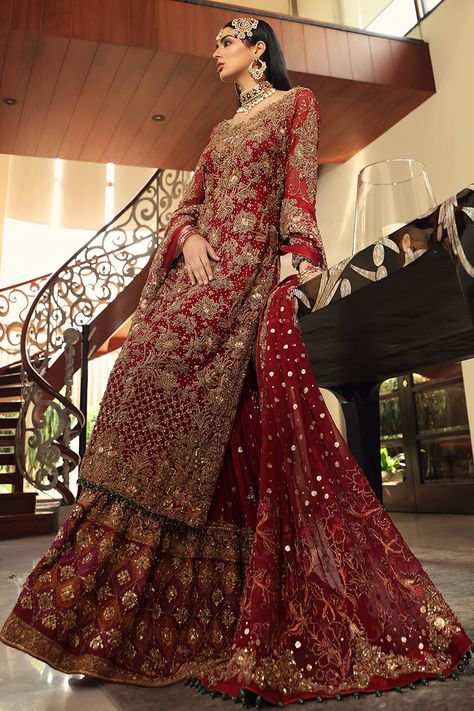 Bridal Dress Pakistani, Designer Bridal Dress, Maroon Bridal Lehenga, Shadi Dress, Pakistani Bridal Dress, Dress Pakistani, Red Bridal Dress, Bridal Lehenga Designs, Heavy Dresses