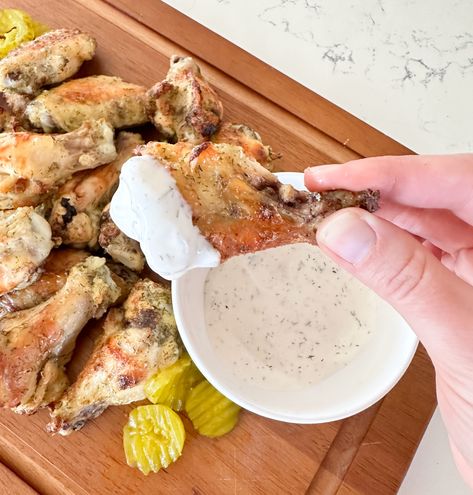 Crispy Dill Pickle Chicken Wings Quick Easter Dinner Ideas, Dill Pickle Chicken Wings, The Sassy Barn, Dill Pickle Chicken, Lazy Recipes, I Love Pickles, Wings At Home, Pickle Chicken, Wing Night