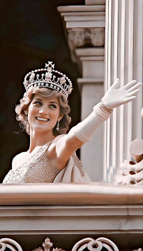 Düşes Kate, Princess Diana Wedding, Diana Wedding, Princess Diana Fashion, Princess Diana Photos, Princess Diana Family, Princess Diana Pictures, Makeup For, Pink Homecoming