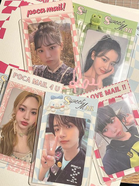 Kpop Photocard Trade Packaging, Aesthetic Photocard Collection, Photocard Trade Packaging Ideas, Kpop Photocards Design, Photocard Envelope, Happy Mail Kpop, Kpop Freebies Ideas, Photocard Packaging, Photocard Filler