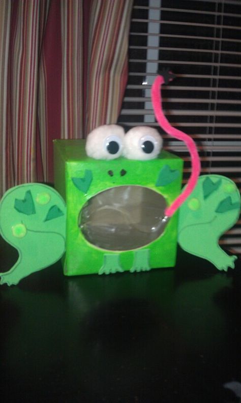 Frog valentine box Frog Valentines Boxes, Valentines Boxes Diy, Valentines Things, Frog Valentine, Monster Valentines, Valentine Boxes, Valentines Box, Boxes Diy, Valentine's Ideas