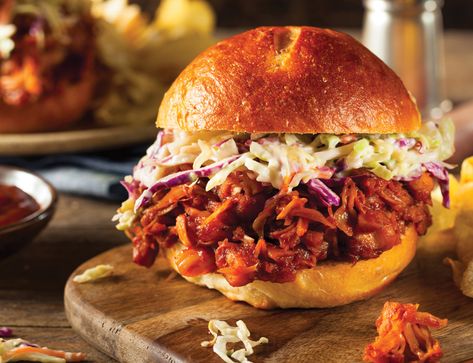 Jackfruit Sliders, Jackfruit Pulled Pork, Jackfruit Sandwich, Bbq Chicken Sliders, Gluten Free Bbq, Pulled Pork Burger, Bbq Jackfruit, Jackfruit Recipes, Bbq Sandwich