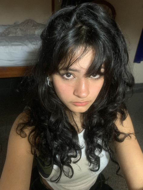 Black Messy Hair, Haircut Idea, Wavy Bangs, Black Wavy Hair, Black Hair Aesthetic, Digital Wardrobe, Night Changes, Girls With Black Hair, Hairstyle Inspo