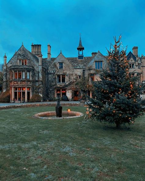 The Manor House Castle Combe, Manor House Christmas, Manor House Castle Combe, Christmas Hotel, Manor House Hotel, English Country Manor, The Manor House, Castle Combe, English Manor Houses