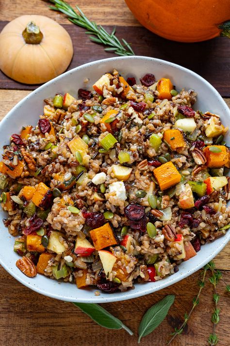 A wild rice salad with harvest apples, butternut squash and plenty of herbs in a maple balsamic vinaigrette! Closet Cooking, Wild Rice Salad, Harvest Salad, Warm Salad, Thanksgiving Recipes Side Dishes, Autumn Salad, Rice Salad, Main Dish Salads, Wild Rice